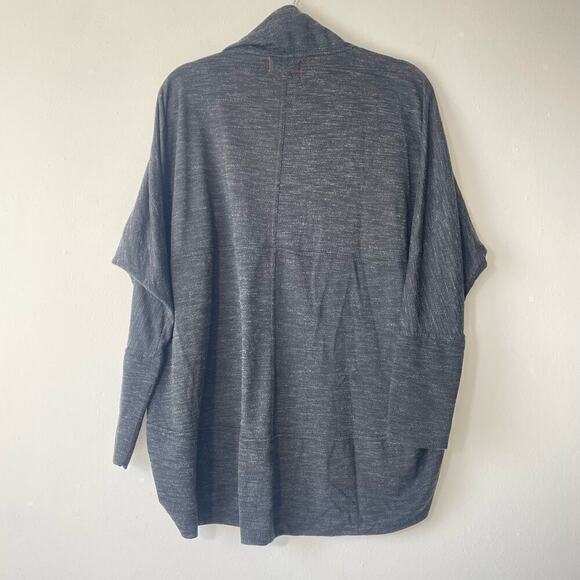 Max studio weekend gray cardigan shawl with pockets size small - Picture 3 of 6